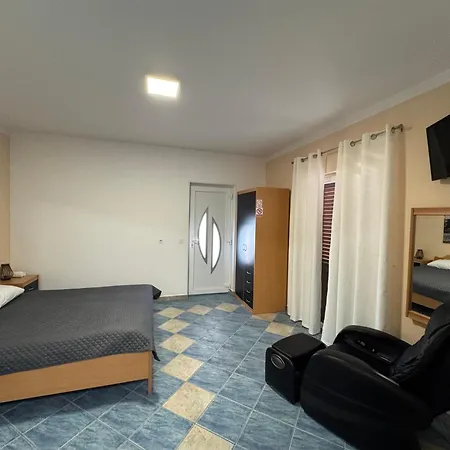 Villatota Umag Exterior photo